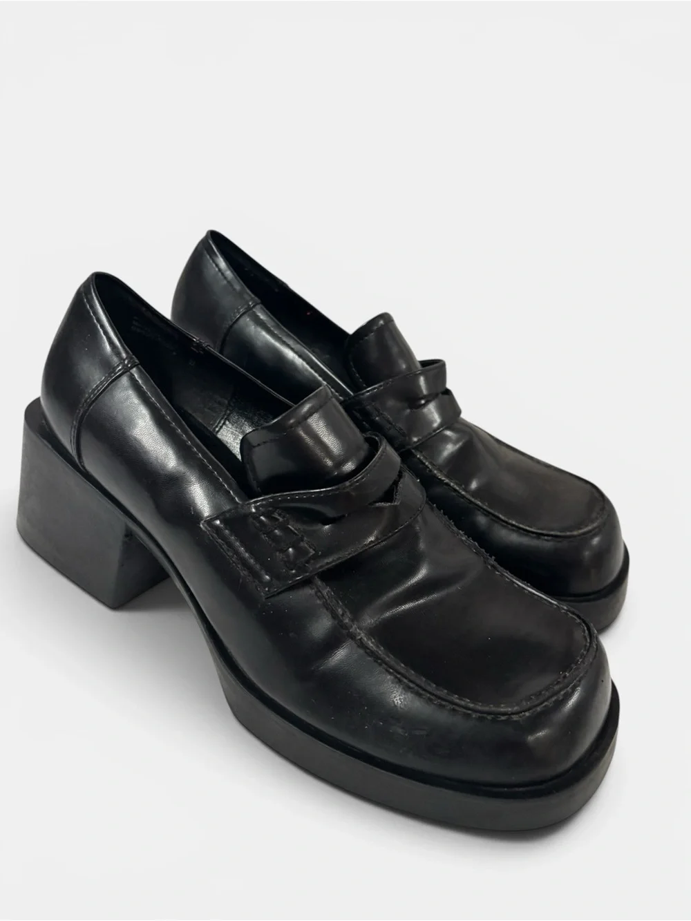 Vintage 90’s Black Platform Chunky Heel Penny Loafers Whimsigoth Grunge Size 9